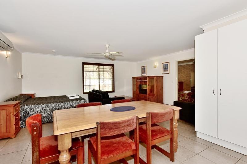 Travellers Rest Motel Mundaring Bagian luar foto