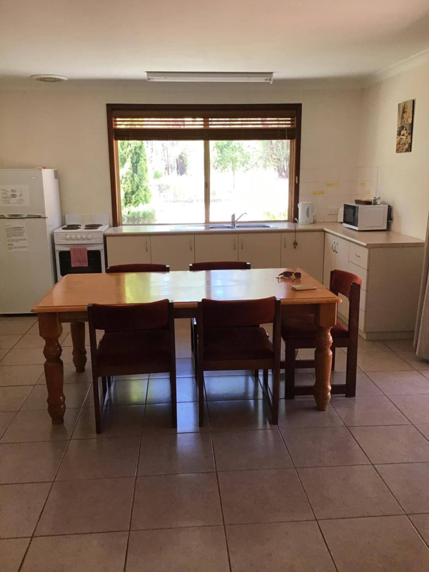 Travellers Rest Motel Mundaring Bagian luar foto