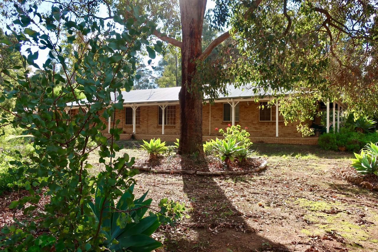 Travellers Rest Motel Mundaring Bagian luar foto
